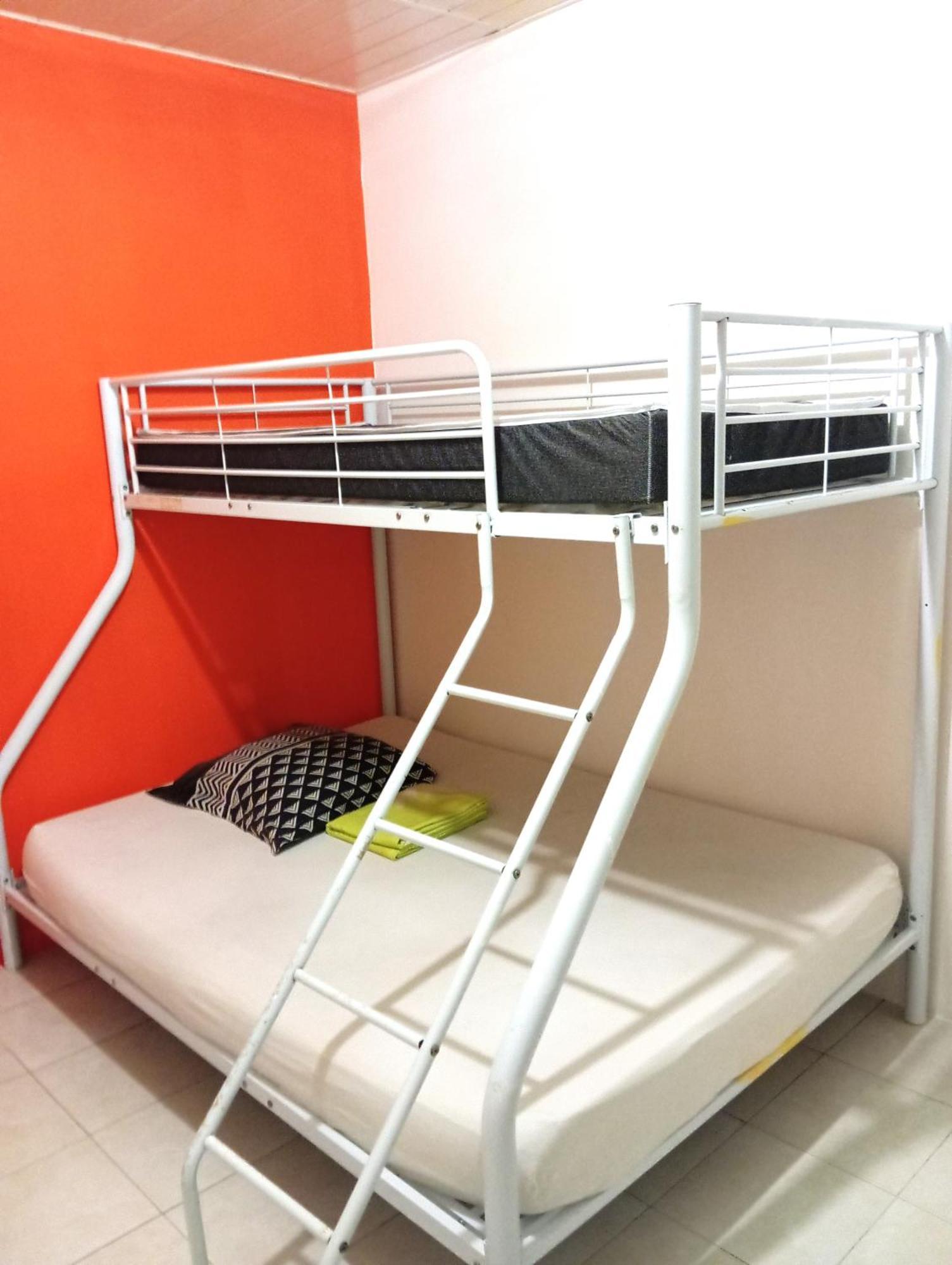 Hostel Des 3 Sources Sainte-Marie Phòng bức ảnh