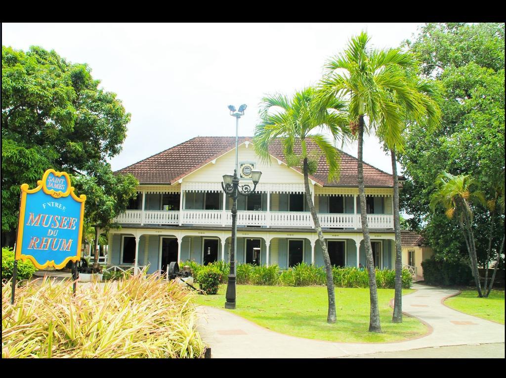 Hostel Des 3 Sources Sainte-Marie Ngoại thất bức ảnh